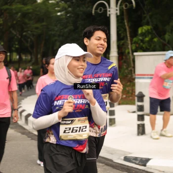 Runner Photo 4264873