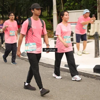 Runner Photo 4264882