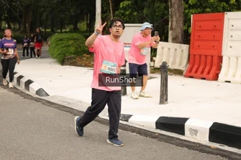 Runner Photo 4264894