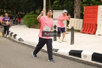 Runner Photo 4264897