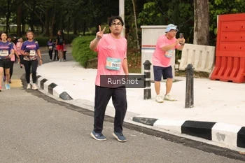 Runner Photo 4264902