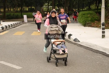 Runner Photo 4264905