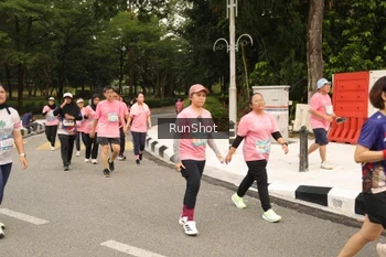 Runner Photo 4264938