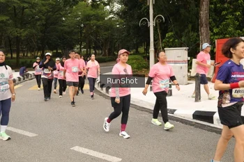 Runner Photo 4264940