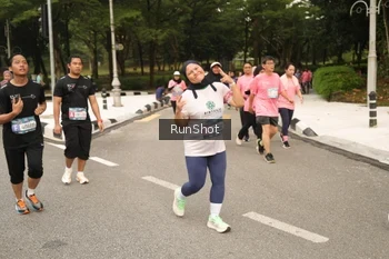 Runner Photo 4264944
