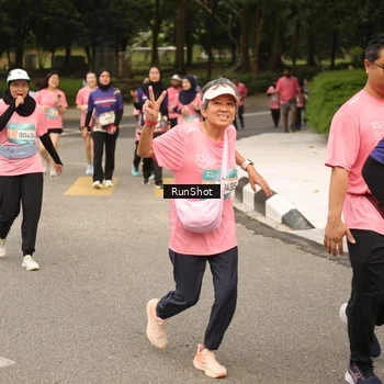 Runner Photo 4264966