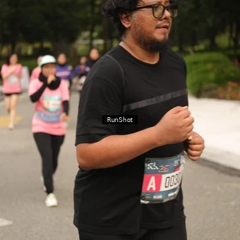 Runner Photo 4264978
