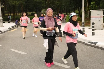 Runner Photo 4264994