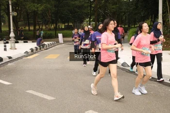 Runner Photo 4265002