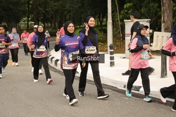 Runner Photo 4265020