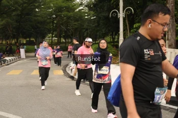 Runner Photo 4265030