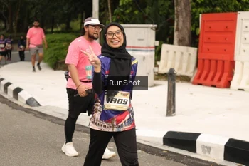 Runner Photo 4265033