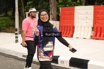 Runner Photo 4265036
