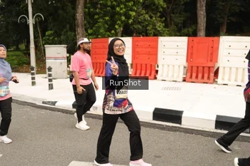 Runner Photo 4265039