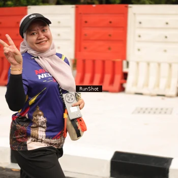 Runner Photo 4265054