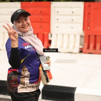 Runner Photo 4265056