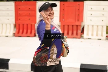 Runner Photo 4265064