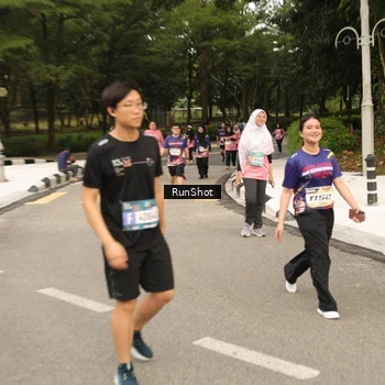 Runner Photo 4265106