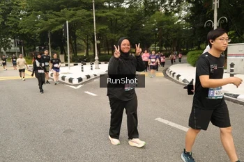 Runner Photo 4265117