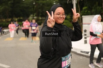 Runner Photo 4265125