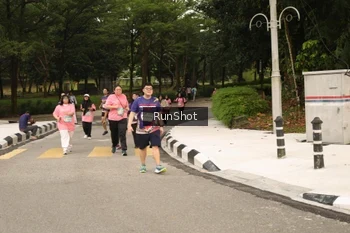 Runner Photo 4265131