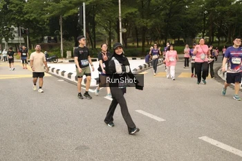 Runner Photo 4265138