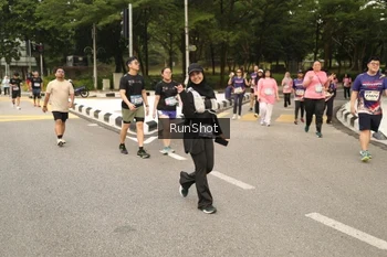 Runner Photo 4265140