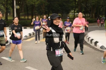 Runner Photo 4265148