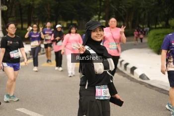 Runner Photo 4265151