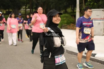 Runner Photo 4265154