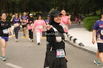 Runner Photo 4265160