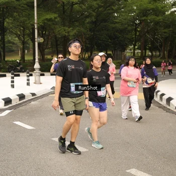 Runner Photo 4265164