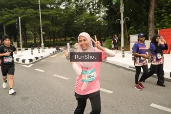 Runner Photo 4265198