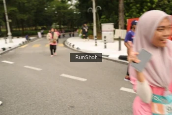 Runner Photo 4265201