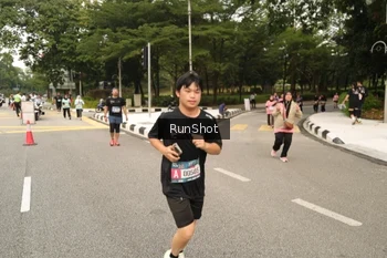 Runner Photo 4265205