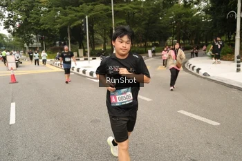 Runner Photo 4265208