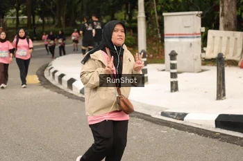 Runner Photo 4265216