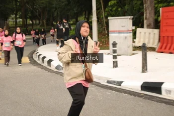 Runner Photo 4265218