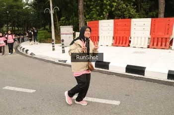 Runner Photo 4265222