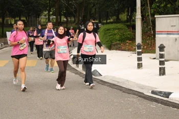 Runner Photo 4265243