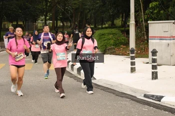 Runner Photo 4265244