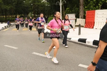 Runner Photo 4265260
