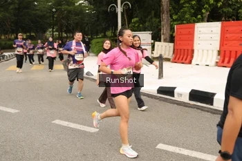 Runner Photo 4265261