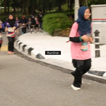 Runner Photo 4265289