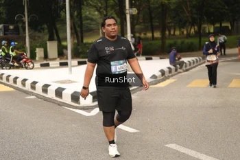 Runner Photo 4265355