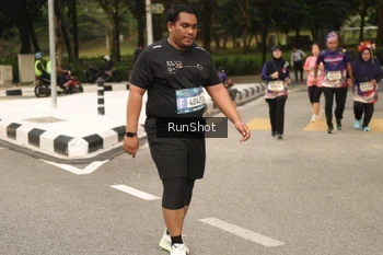Runner Photo 4265358