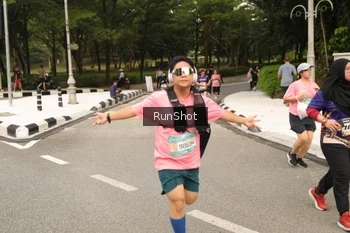 Runner Photo 4265363