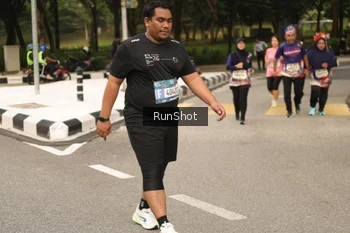 Runner Photo 4265365