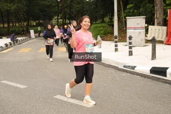 Runner Photo 4265411