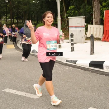 Runner Photo 4265412